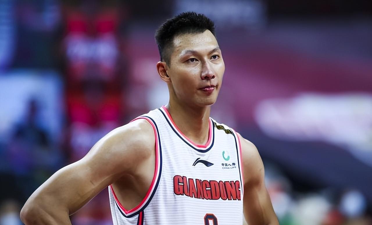 雄鹿轻取勇士，易建联惊艳四座