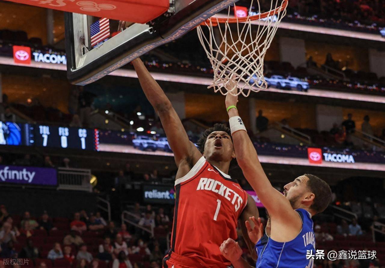 雄鹿险胜北京队，约基奇带队取胜