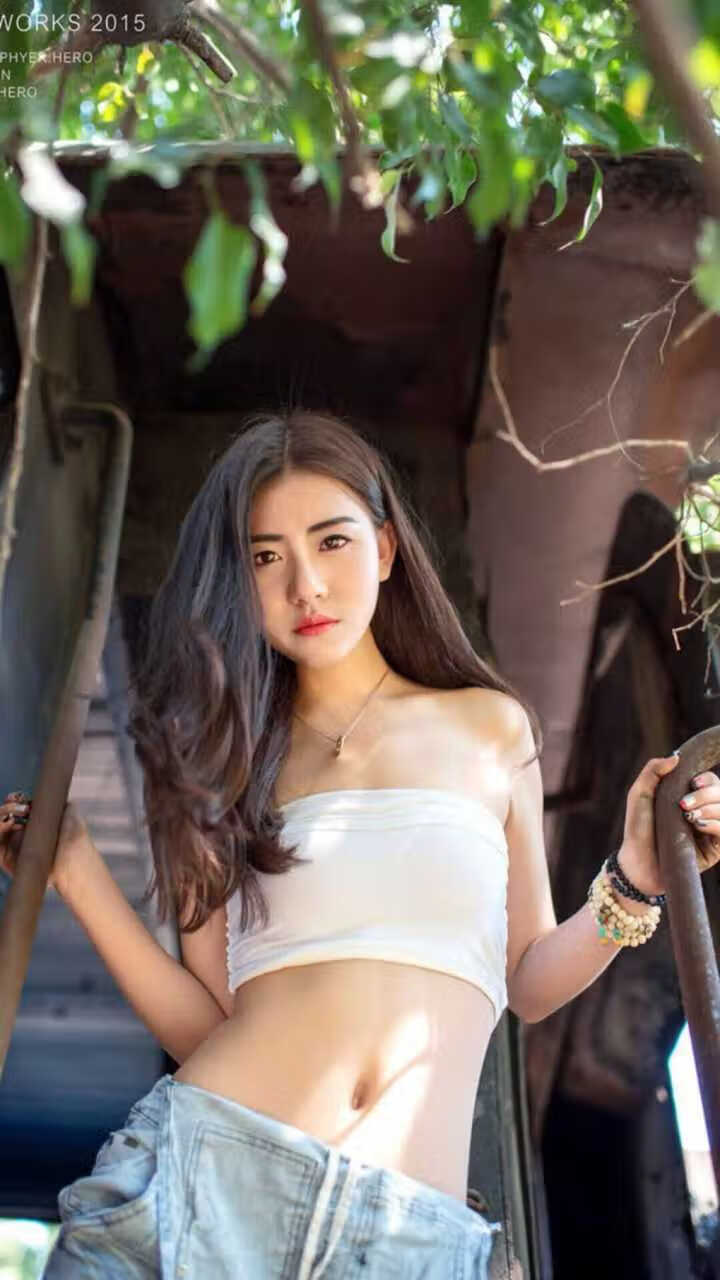 冰之冷静与钢之精准,当足球加时赛遇见F1街道狂飙